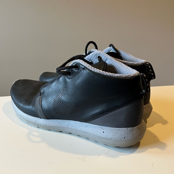 Nike Other - Nike Free leather rare men’s size 9